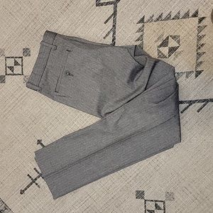 JF J. Ferrar Grey Dress Slacks in Size 30x32 Slim Fit